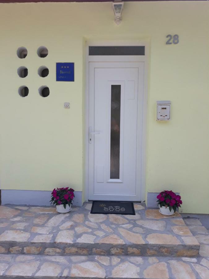 Gospic Riverside Apartment Eksteriør bilde